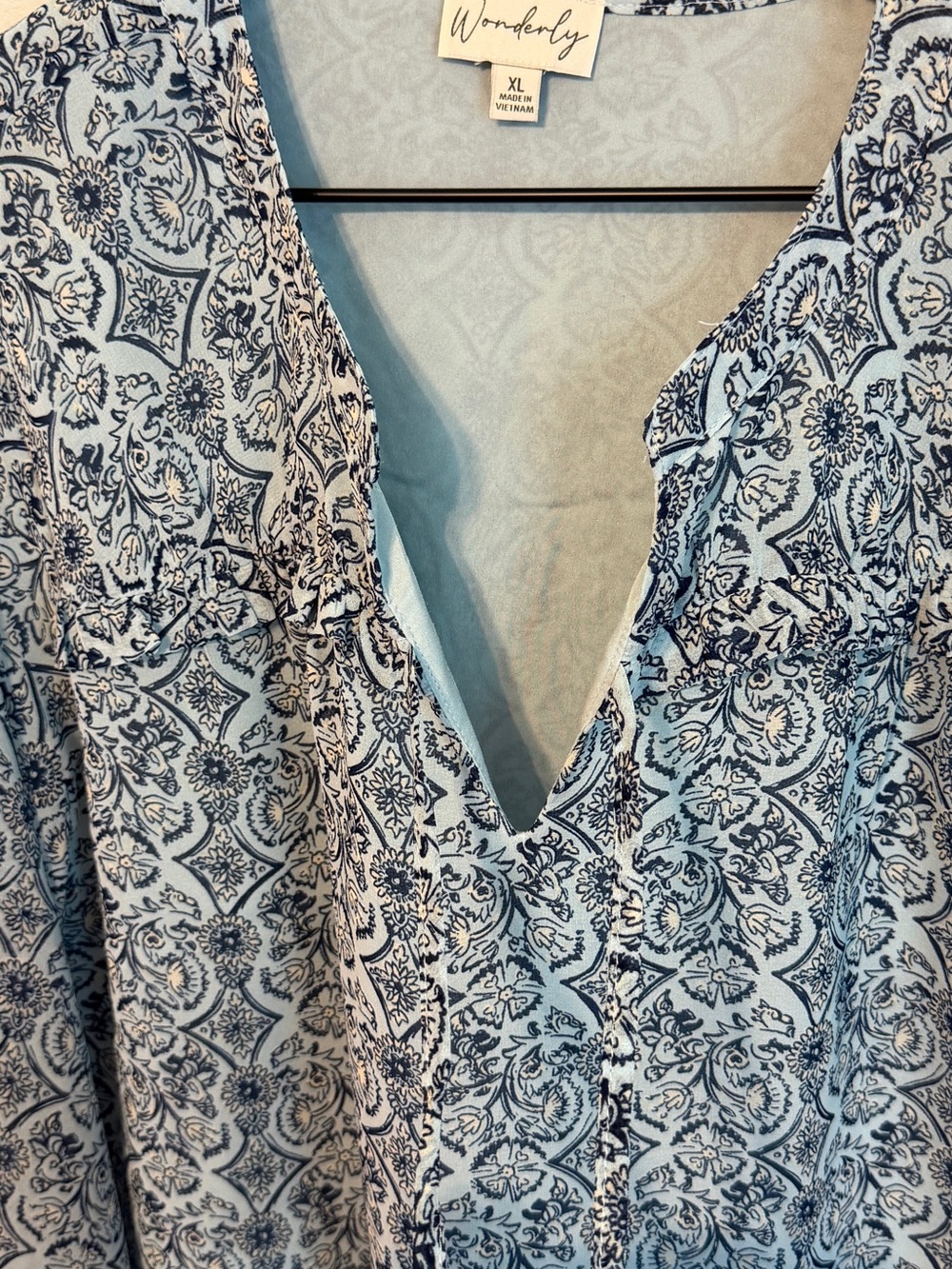 Wonderly Light Blue Printed V-Neck Long Sleeve Blouse - Picture 6 of 10
